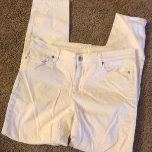White skinny jeans